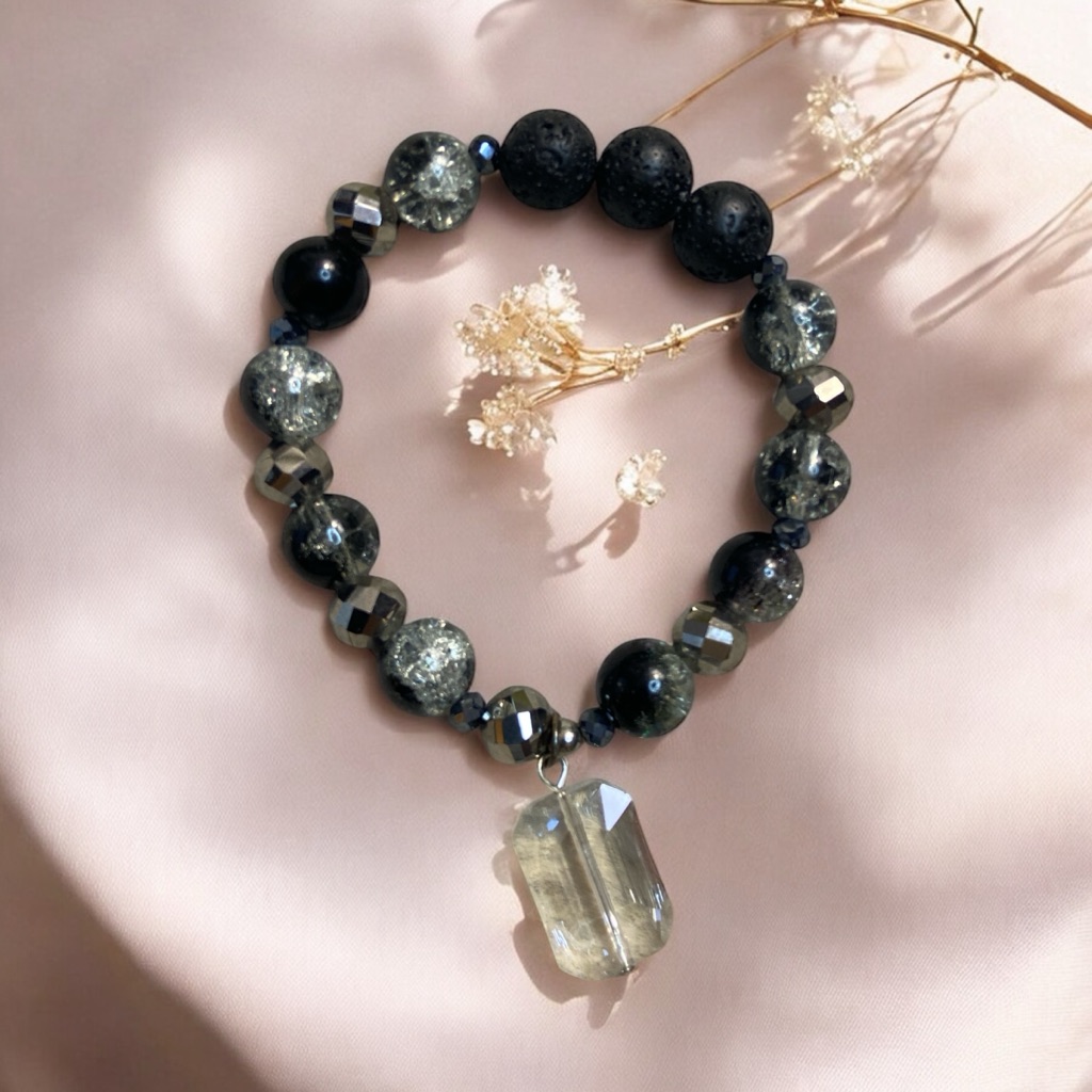 Home Made Bracelet Diffusing Essential Oils
